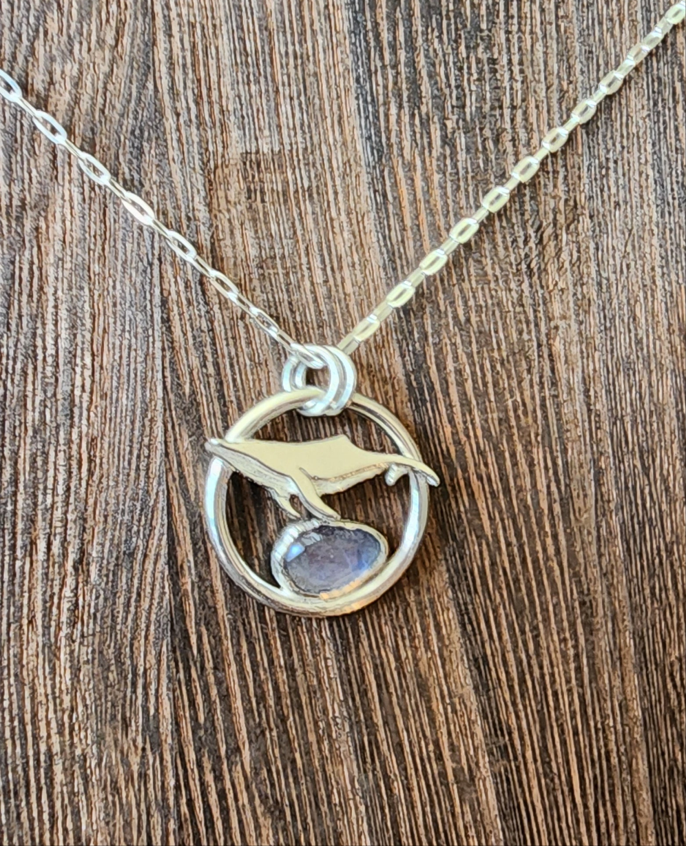 Mini Whale and Iolite Pendant #02